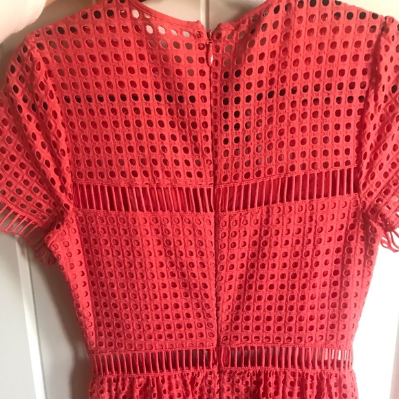 💖🎉HOST PICK🎉💖 Bebe Jenna Embroidery Eyelet Lace Midi Dress NWT - Picture 5 of 8